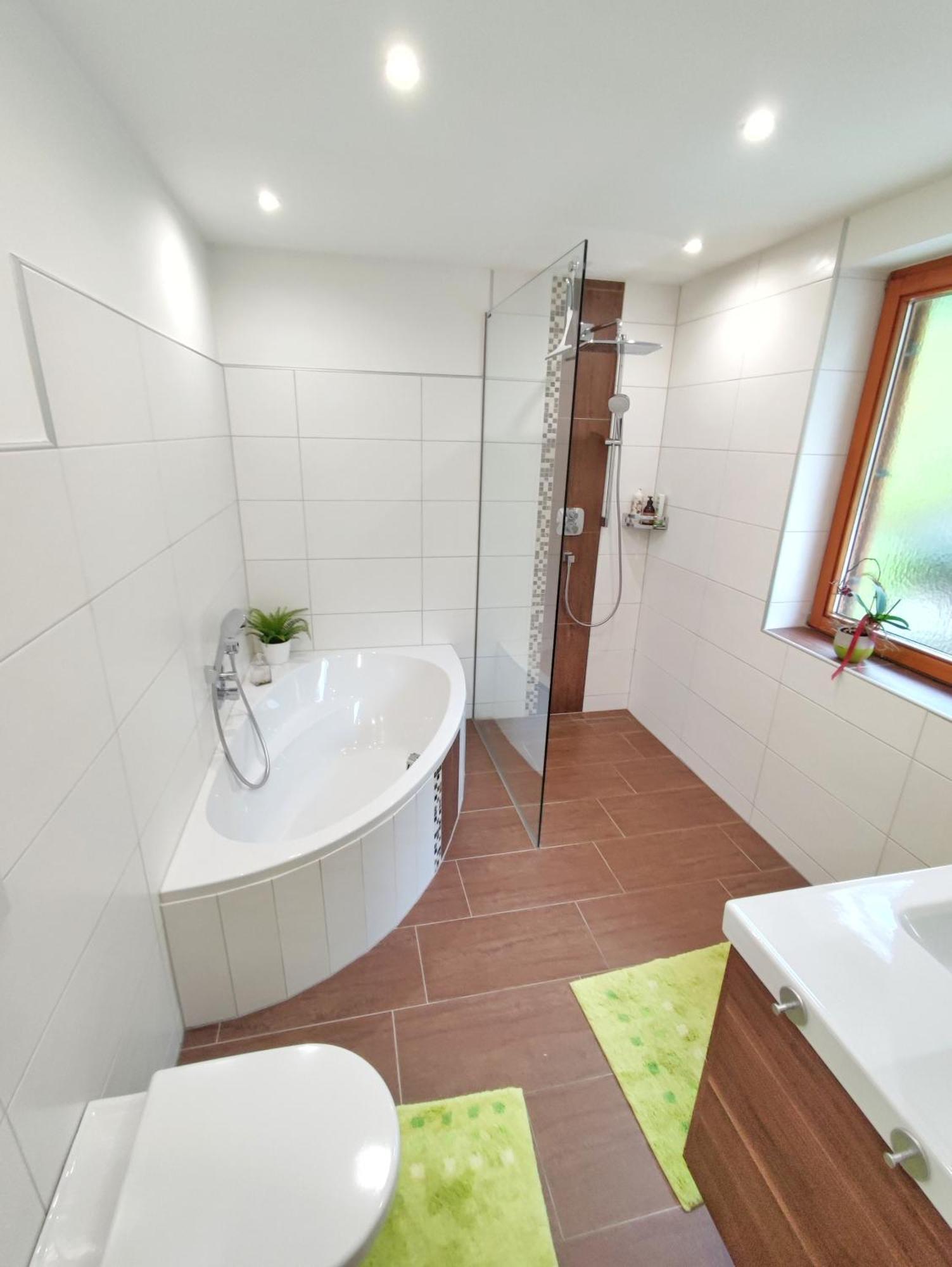 Apartamento Unterm Nussbaum 2 Rassnig